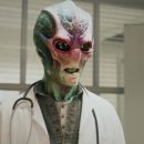 Watch Alan Tudyk in the first 10 minutes of Syfy’s Resident Alien