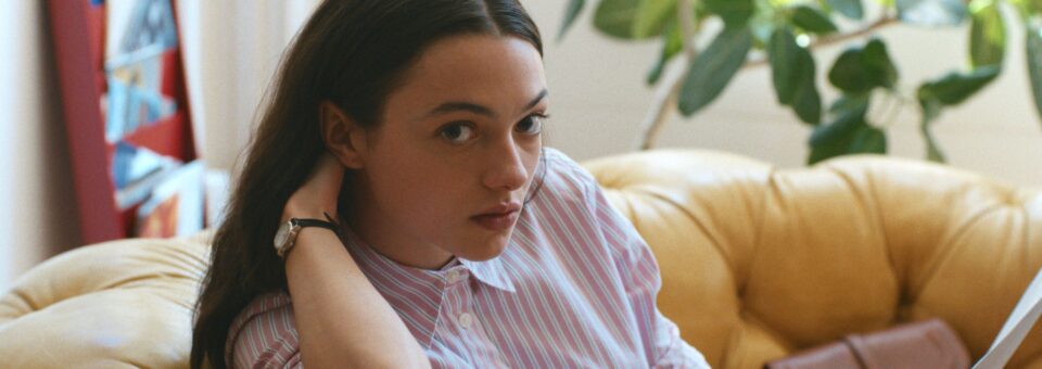 TIFF 2026 Review: Magazine – “like a lo-fi version of something that Noah Baumbach or Greta Gerwig would do.”